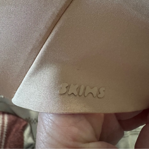 SKIMS Clay Ultimate Push-Up Balconette Bra 34B New Without Tags - Picture 6 of 7